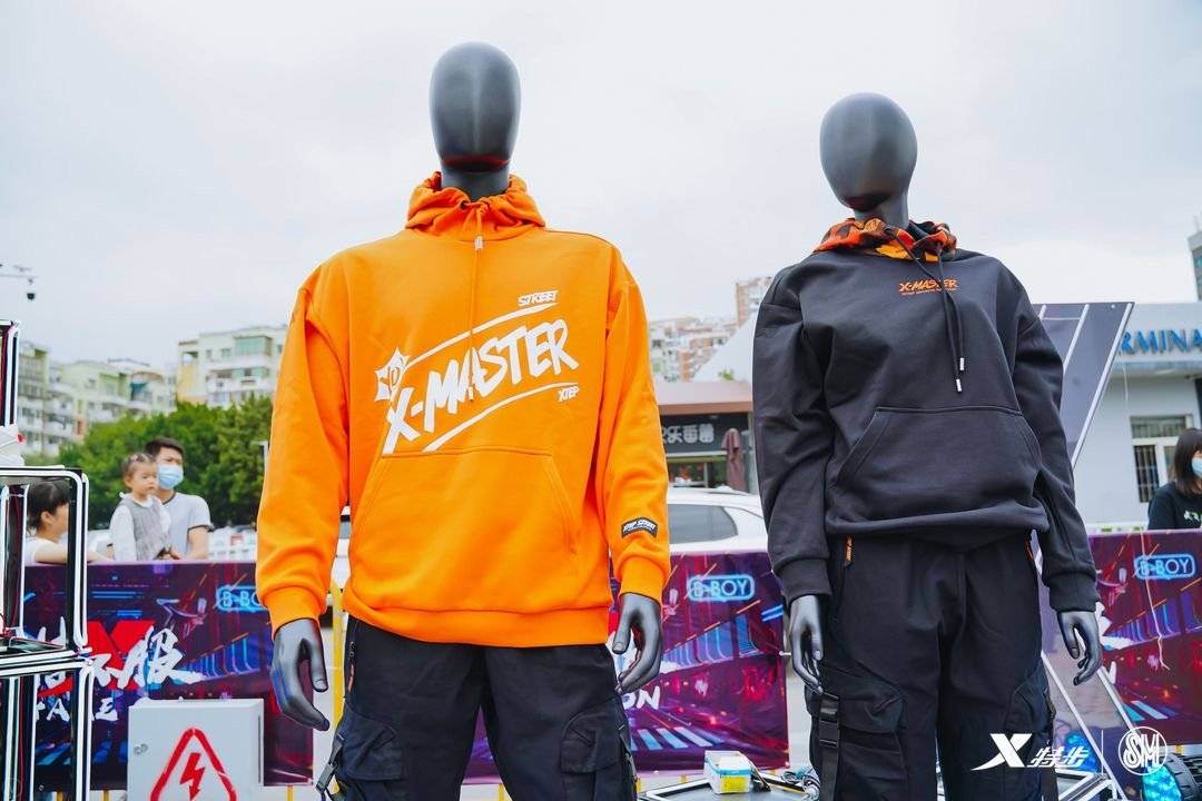 李宁特步跑鞋哪个好,李宁特步匹克哪个好