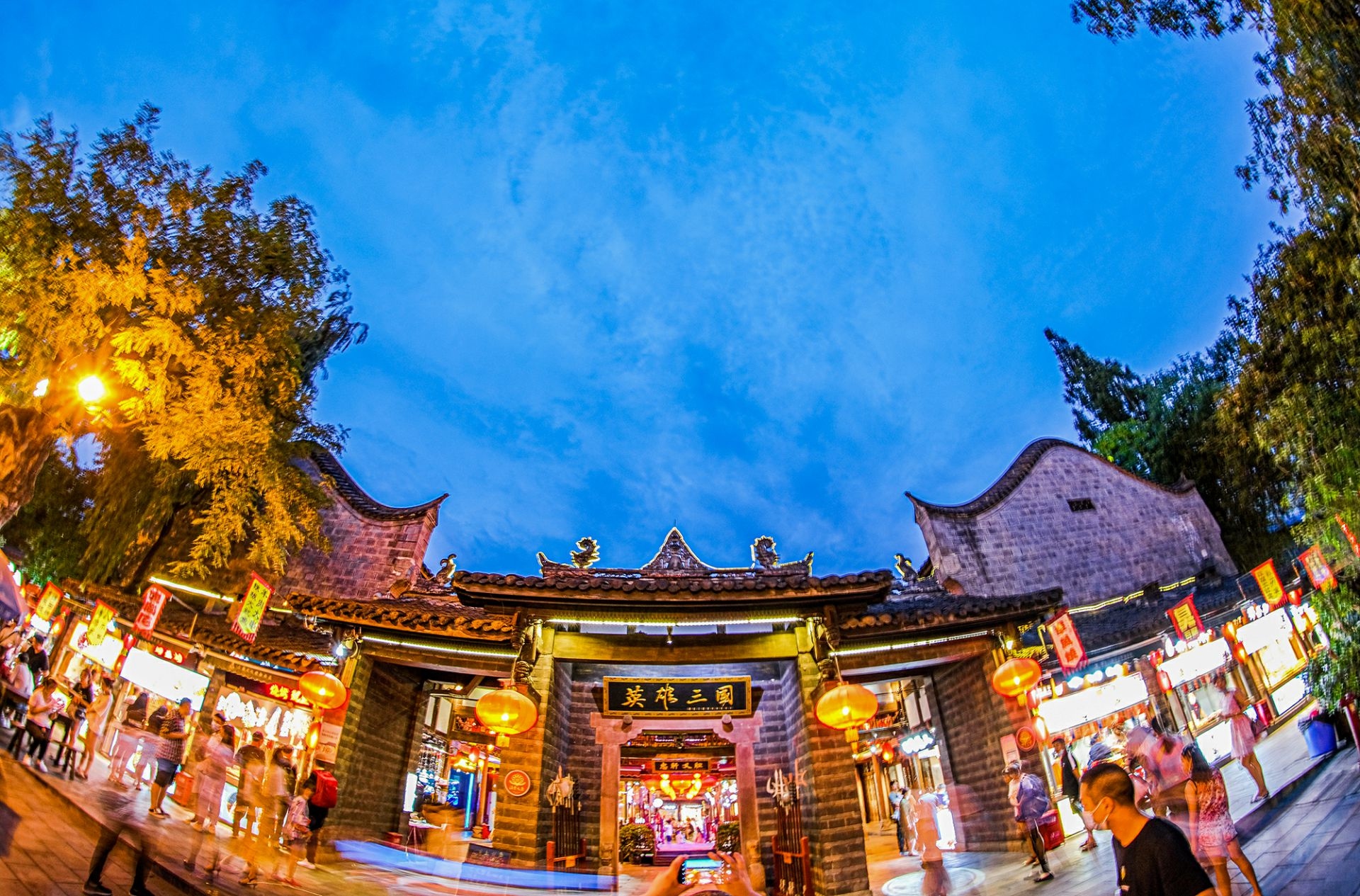 七工匠7.5鱼眼镜头,七工匠10mmf2.8鱼眼镜头