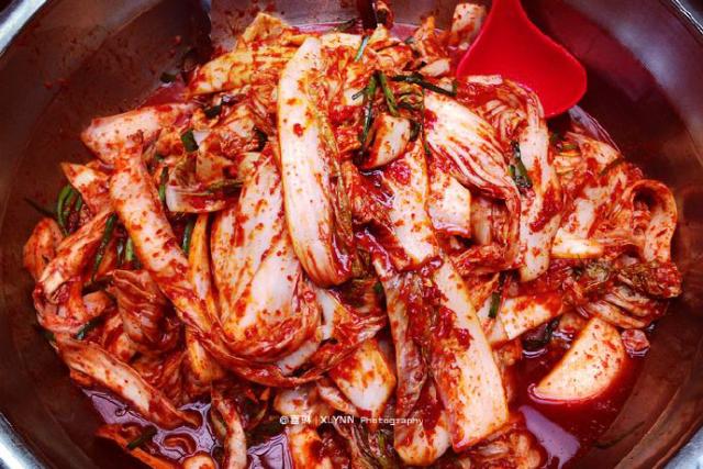 用泡菜坛子腌泡菜怎样好吃,泡菜如何腌制才能又脆又好吃