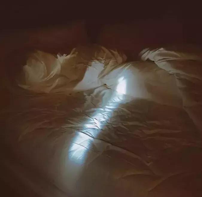 梦游时候为什么不能叫醒梦游的人,梦游被人吵醒为什么会有生命危险