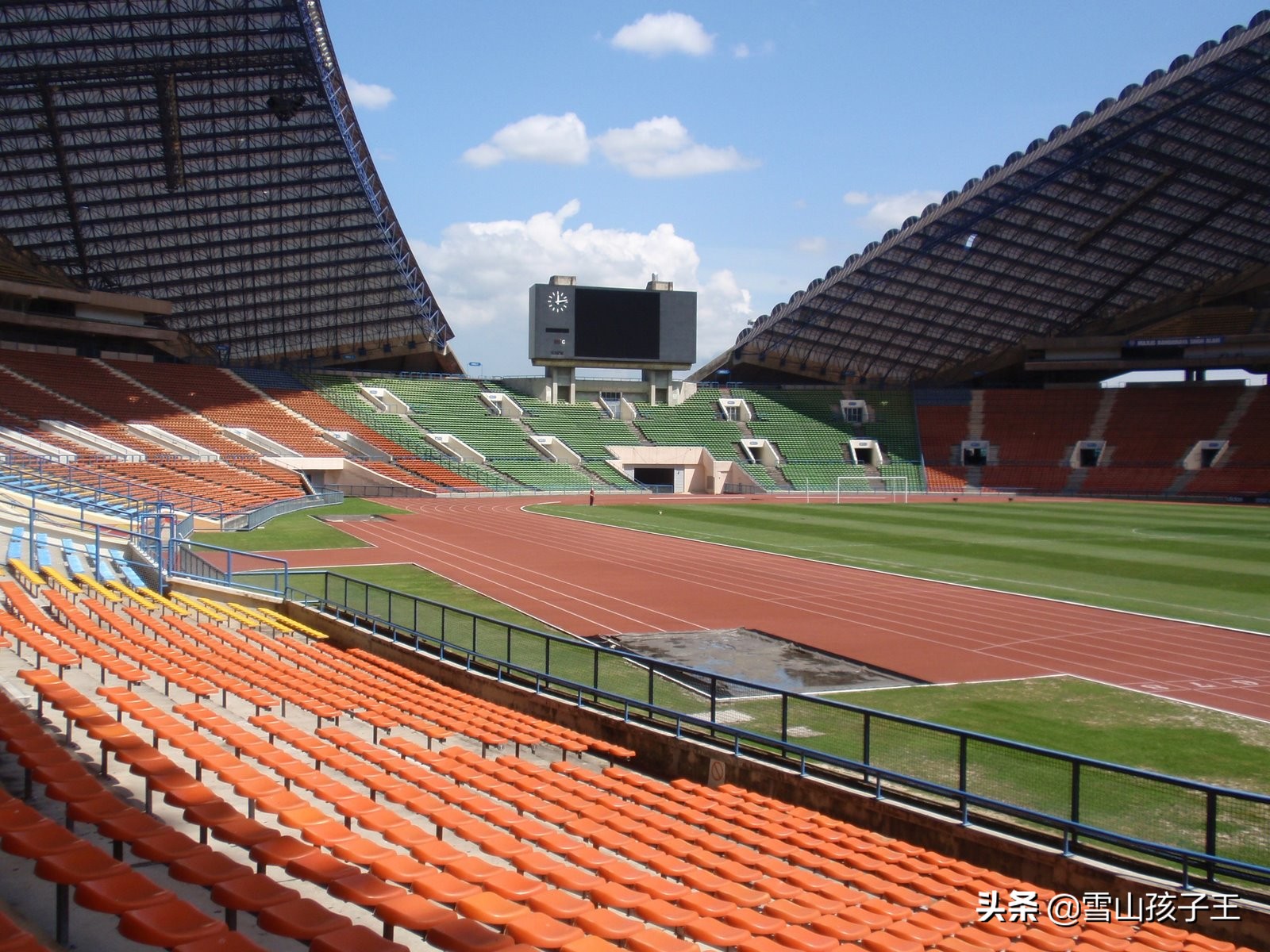 英格兰足球队的魅力,英格兰甲级联赛足球氛围