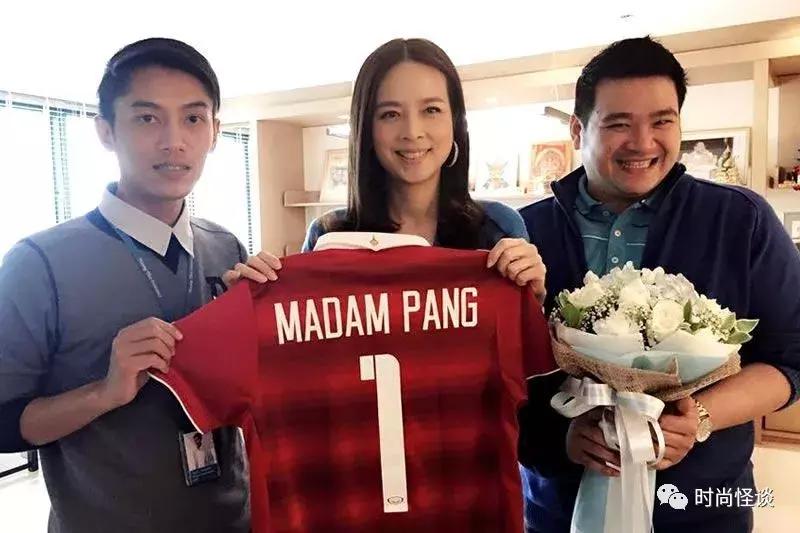 女足世界杯决赛美女如云,女足世界杯大妈