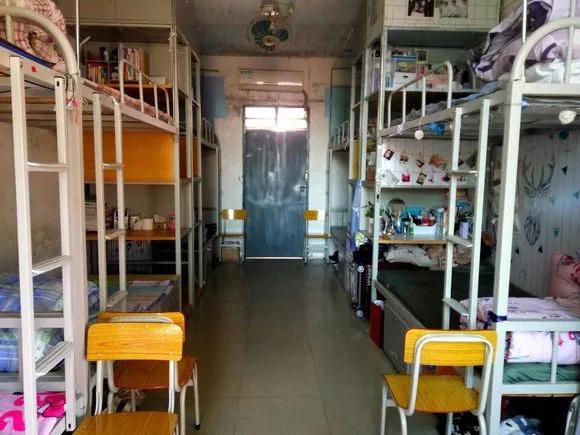 好的大学宿舍和差的大学的对比,大学宿舍差距大