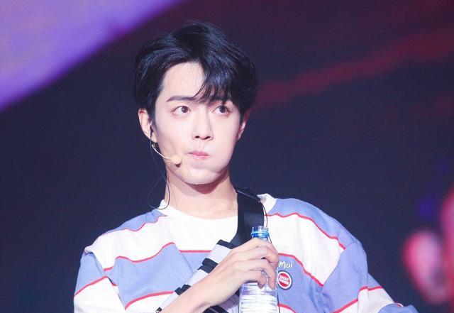 肖战新歌破亿自己能分到多少钱,肖战最近新歌广告