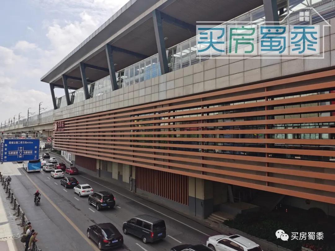 夹缝中的生存状态,夹缝中的生活