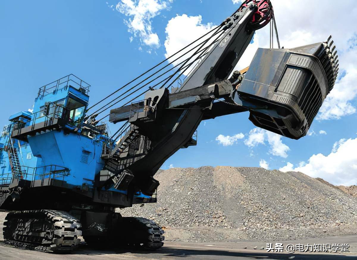 火力发电厂一吨煤消耗多少水,燃煤发电一度电要耗费多少煤