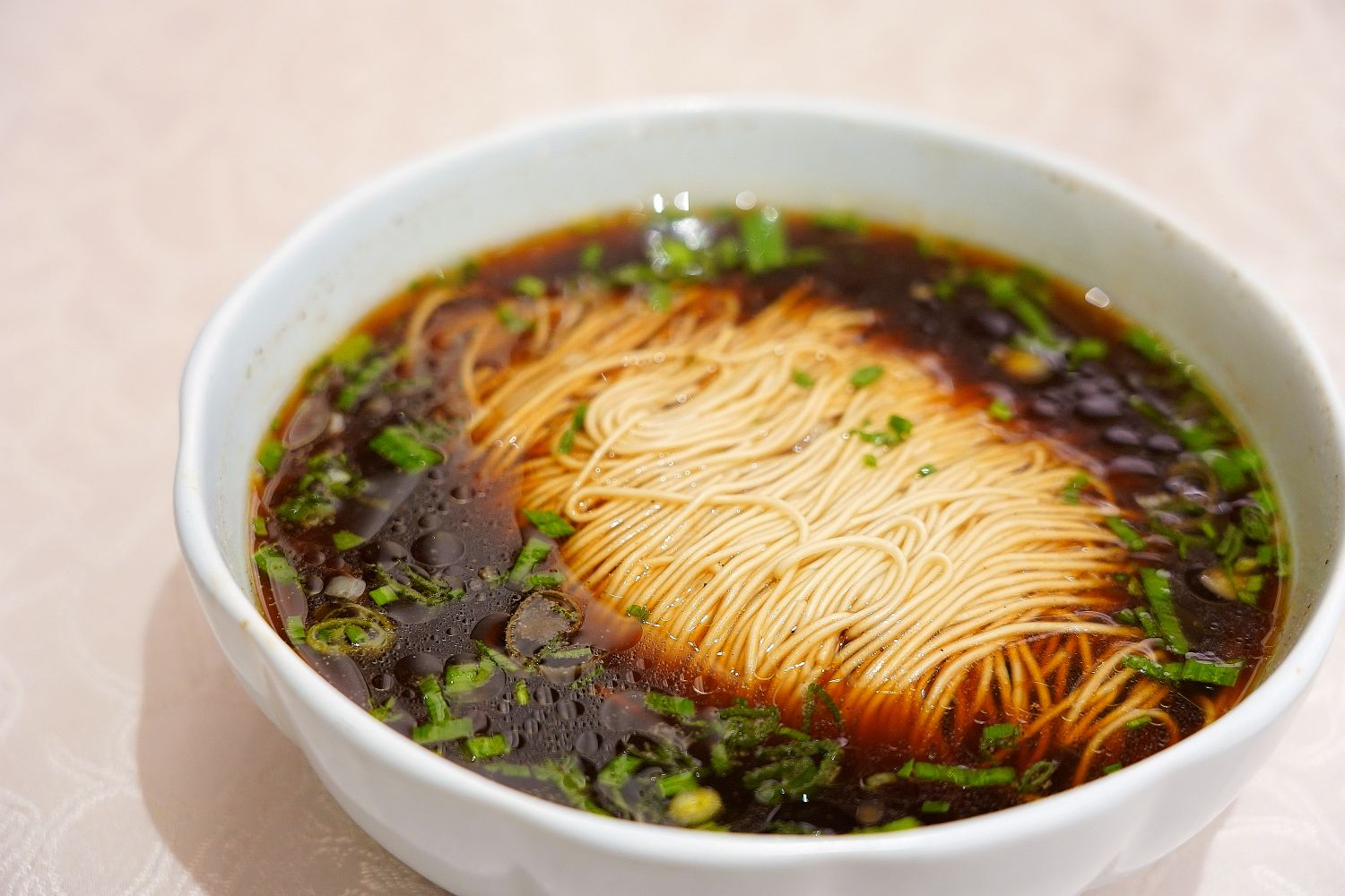 苏州胥城大厦奥灶面价格表,苏州胥城大厦的一碗面