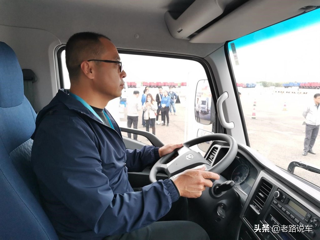 最新四川现代盛图轻卡,现代盛图轻卡值不值得买