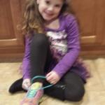 怎样教孩子系鞋带又快又好还不松,如何教孩子系鞋带还不松掉