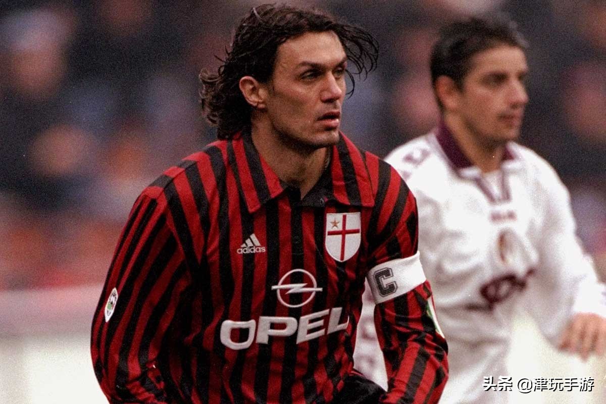 意大利后卫马尔蒂尼同时代阵容,马尔蒂尼庆祝意大利夺冠