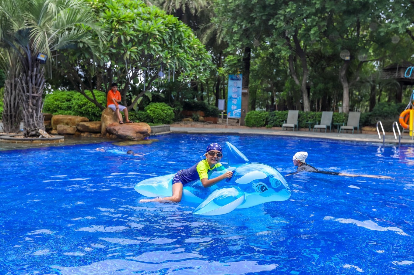 这里被称为广深后花园，每年夏天游人如织，有山有水的避暑胜地