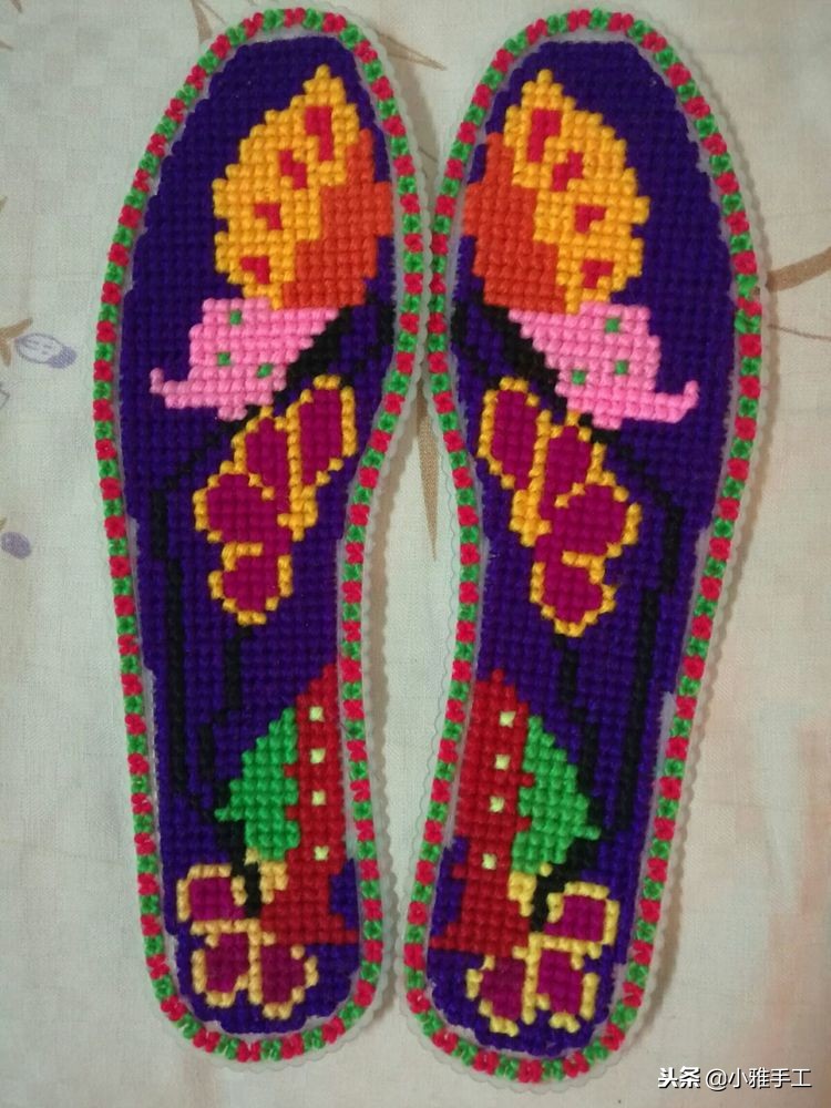 云南小巧妹自做鞋垫刺绣教程,孙姐手工刺绣鞋垫教程