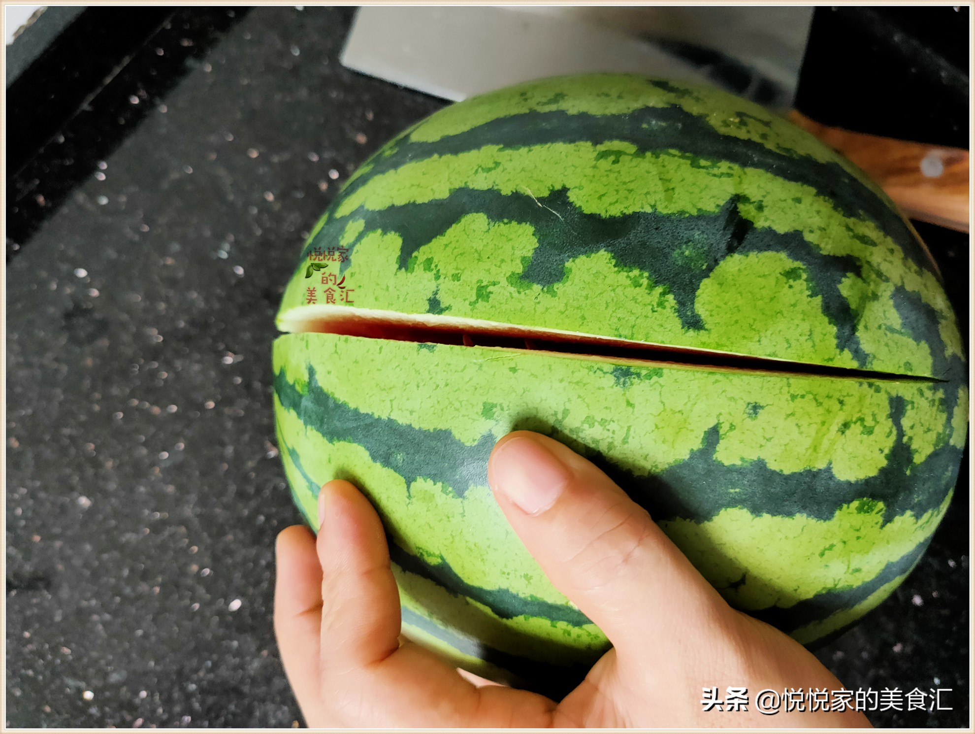 怎么挑西瓜才能不挑到生瓜,美都西瓜生瓜熟瓜怎么辨认