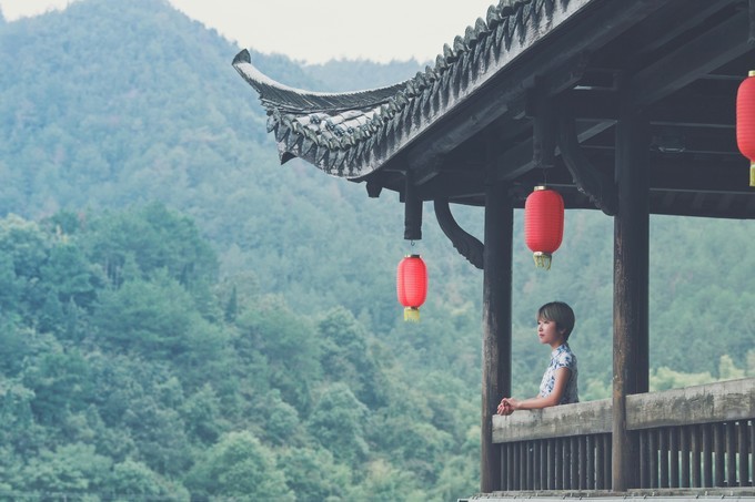 心中有桃花源何处都是山水间,心中若有桃花源何处是水云间