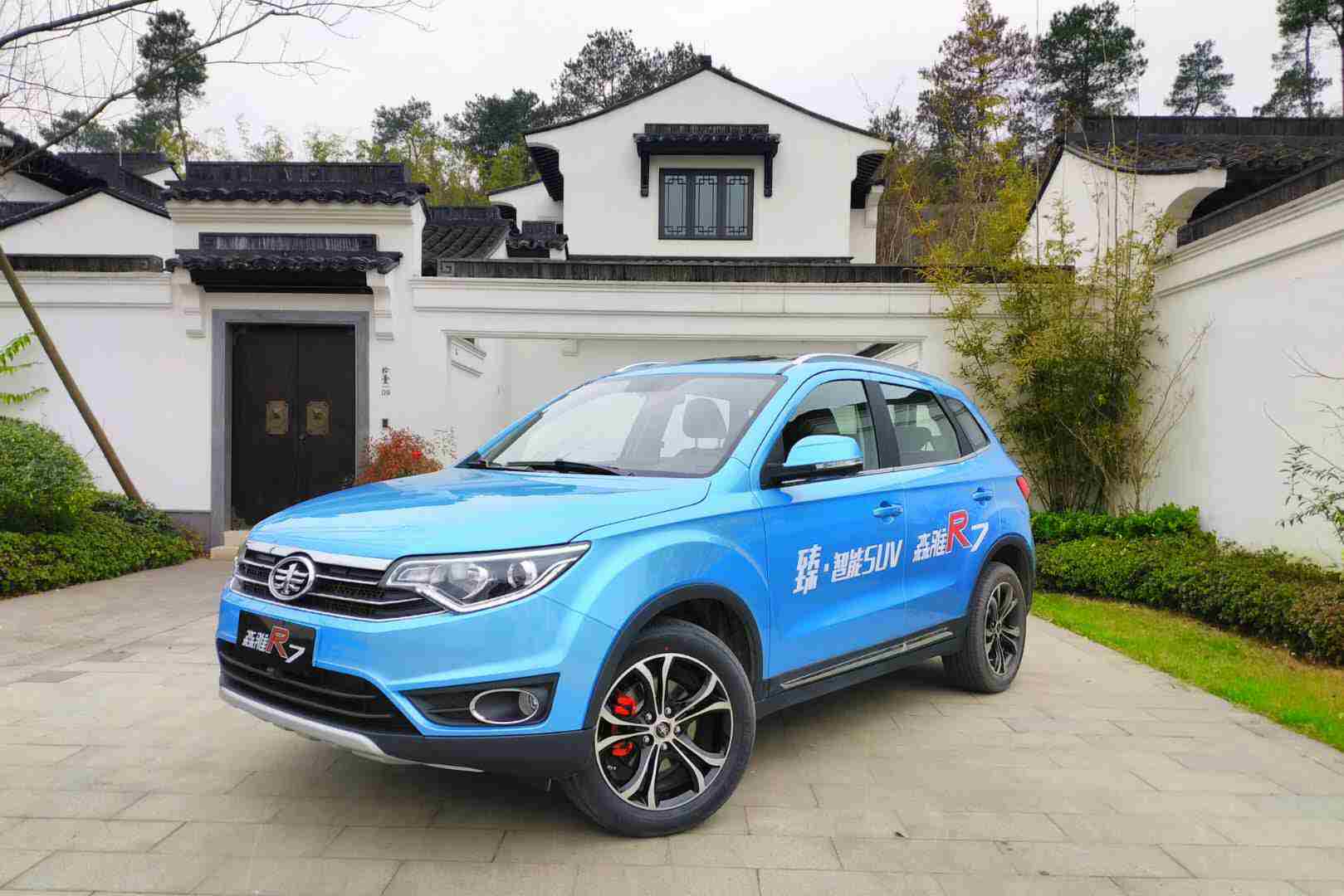 一汽森雅r7机油格漏油,发动机漏油是所有车的通病