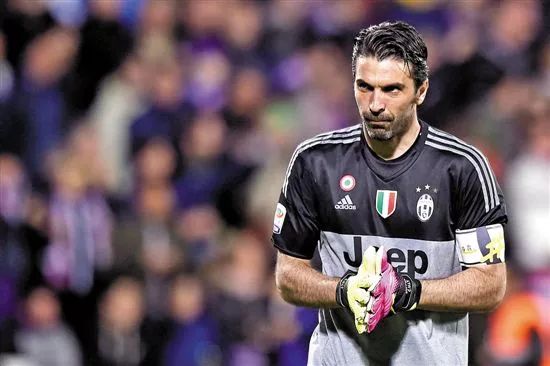 致敬中国足球默默无名的耕耘者,老骥伏枥志在千里志存高远