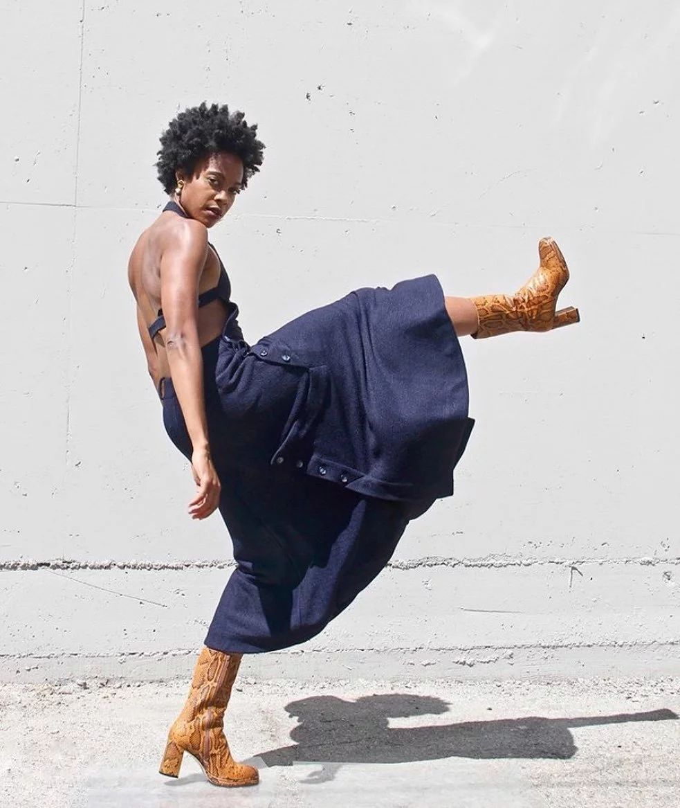 看见今年秋冬必入的第一双靴子，我方了……