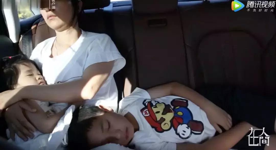 三个中产娃的暑假：每个孩子至少5个兴趣班，总开销4-8万