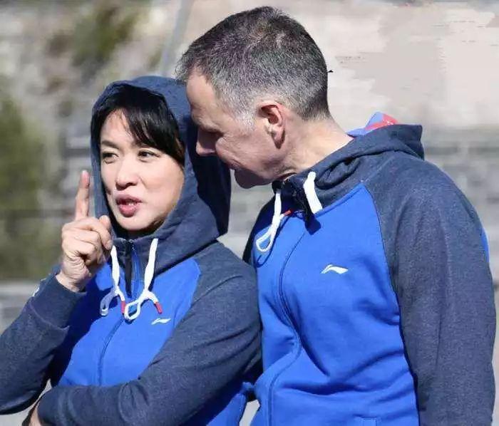 毒舌女王金星变性后续,毒舌金星的传奇人生