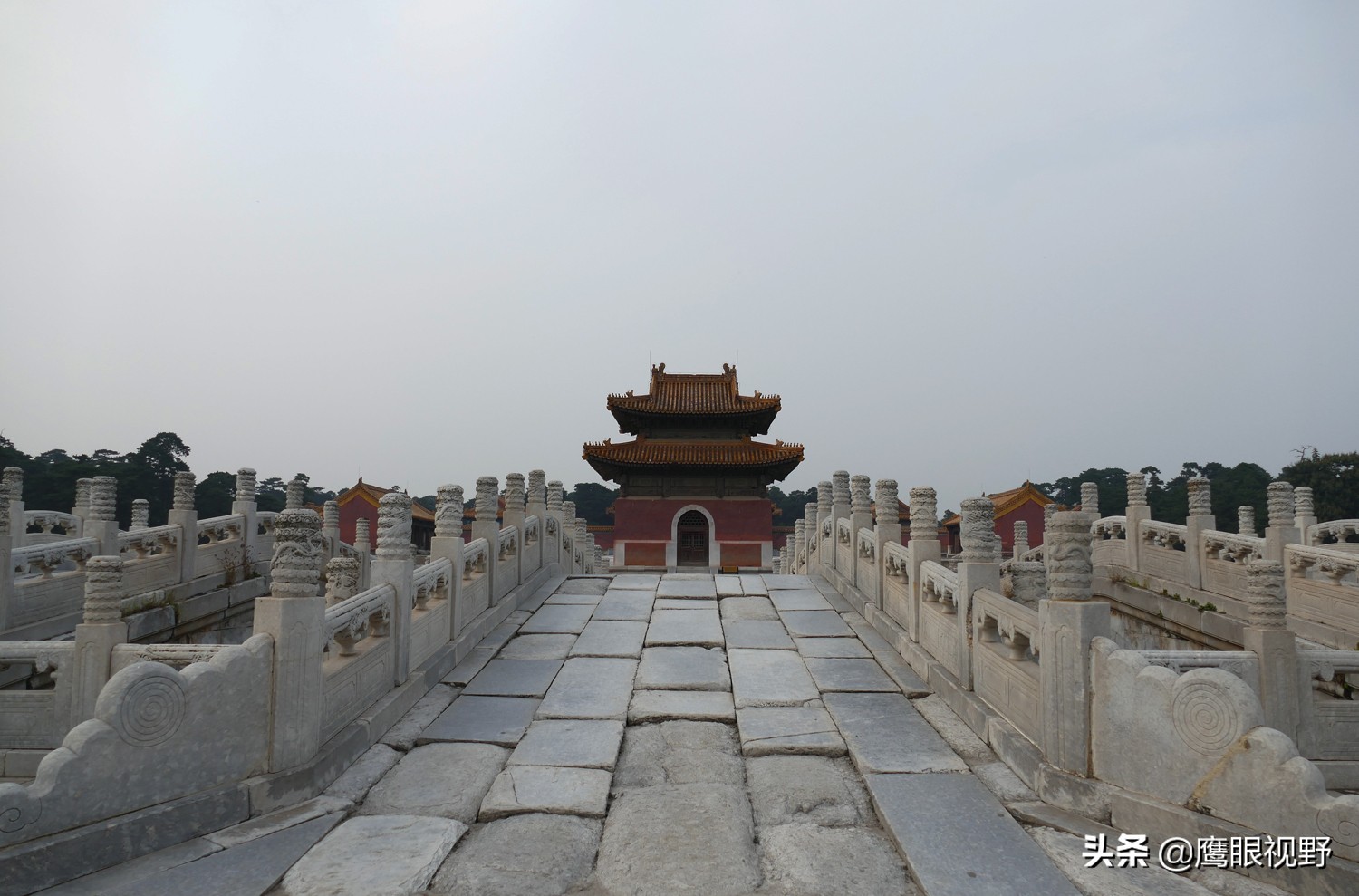 清朝皇帝为什么有清西陵和清东陵,清朝为什么选址清东陵