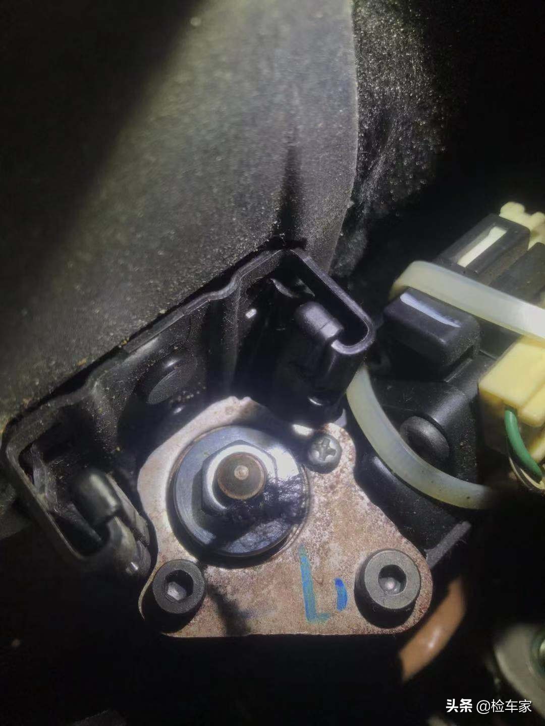 曾经150万的D级行政轿车,十三年后标价21万,网友:招司机吗?