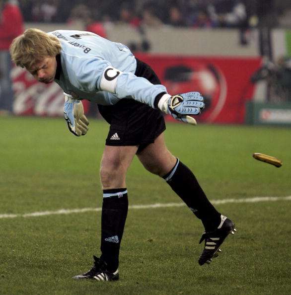 足球逗比视频,最有趣的足球10大搞笑瞬间