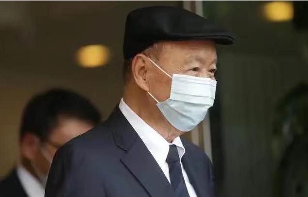 何超莲赌王纪念日,赌王去世何超莲致辞