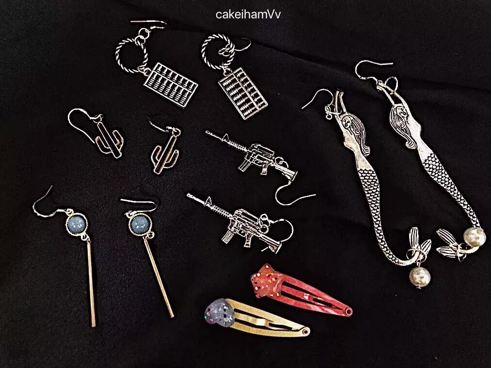 能给圣诞老人换衣服?这个圣诞嘉年华在搞什么名堂?!