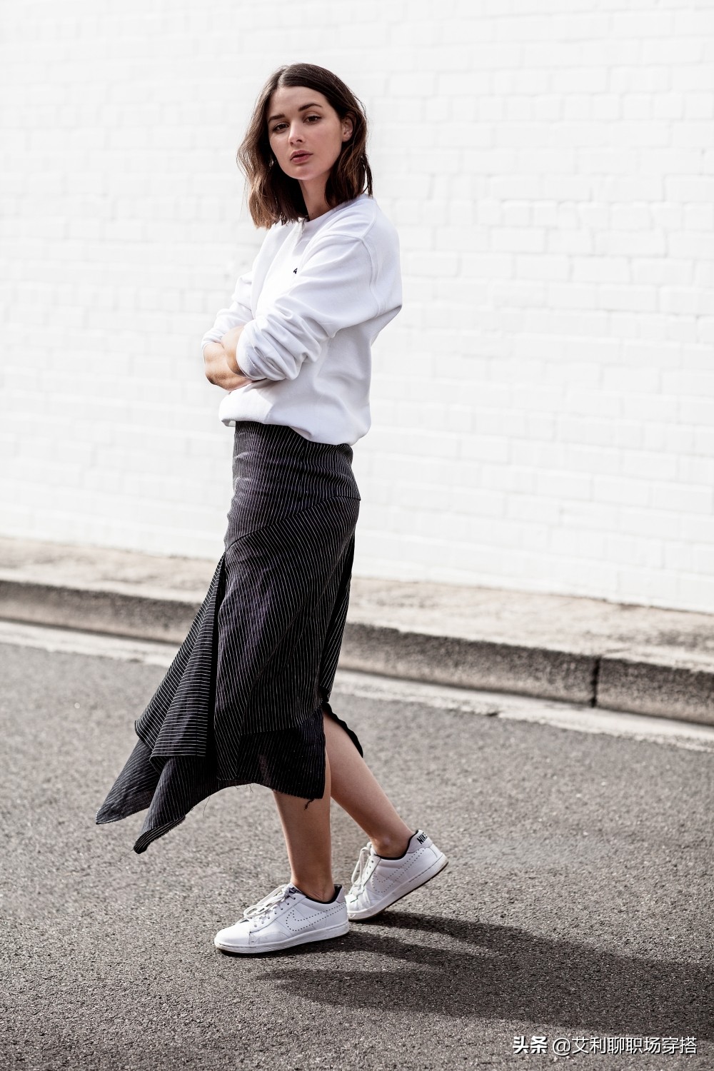 春节宅家睡衣当道，家居服也能时尚又舒适，明星示范居家时髦风