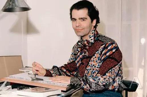 老佛爷的最后一次香奈儿大秀,香奈儿老佛爷早期设计