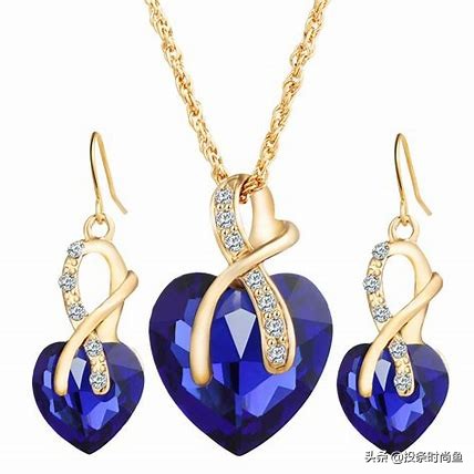 配饰饰品推荐,最全108配饰教程