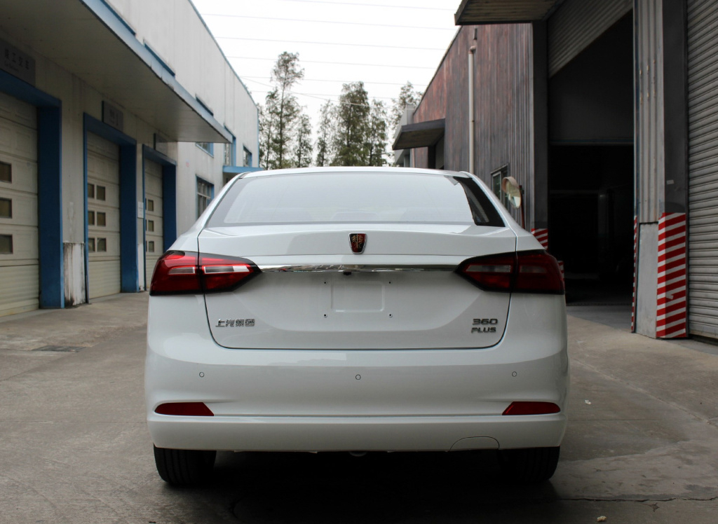 家用、跑滴滴都不错的荣威360，现6.4万起，为何8月份仅卖8台