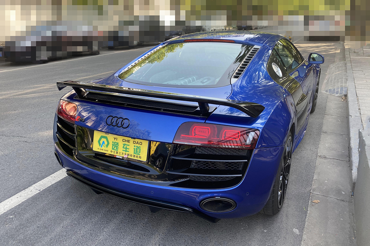 奥迪r808年敞篷二手,奥迪r8的真实视频