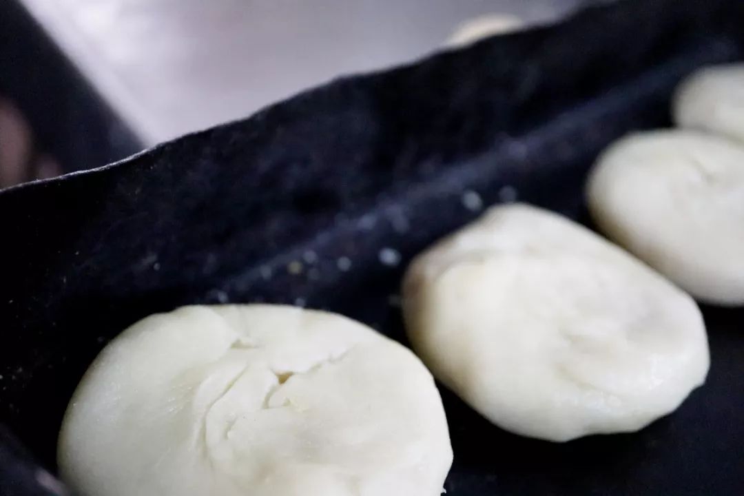 咱厝人的古早味！陈埭坊脚村的百年饼店，一块绿豆饼，传承六代人