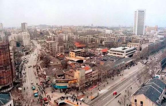 当年的金陵饭店是全国第一高楼吗,南京第一高楼变迁