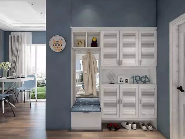 进门鞋柜空间不足怎么设计,小户型入户鞋柜设计不靠墙