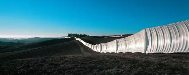 这对夫妇的设计,尺度实在是太大了!