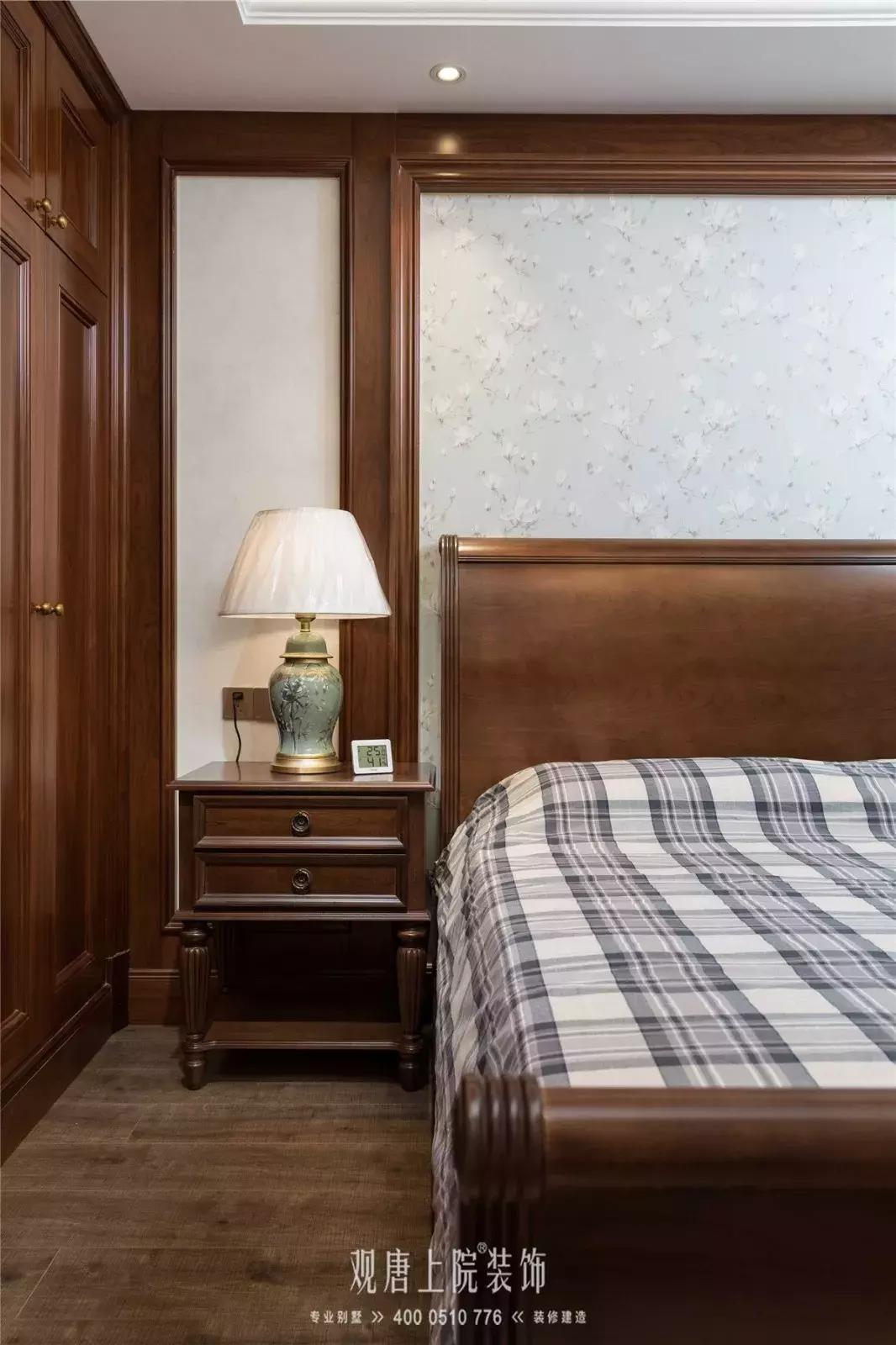 我愿意深深扎入生活下一句是什么,我愿意深深地扎入生活原句