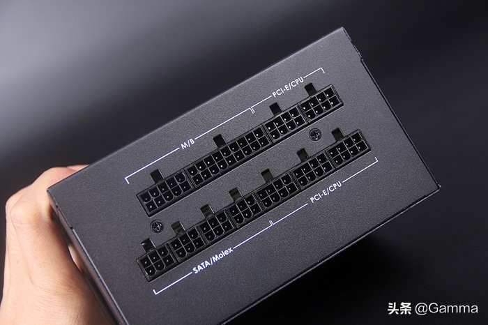 公认散热好的itx机箱,支持240水冷和RGB光控的itx机箱