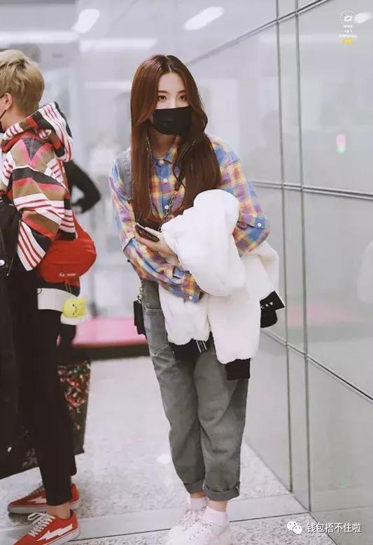 百元以内明星同款衣服,高性价比明星同款推荐