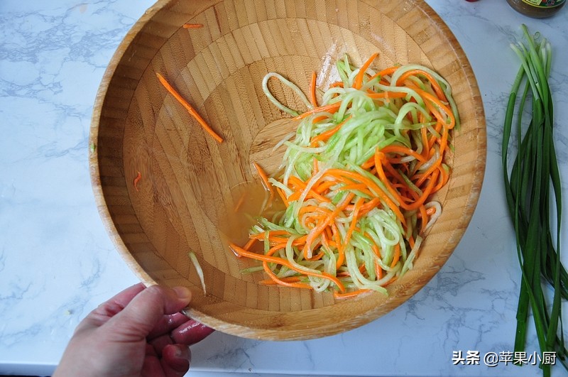 佛手瓜凉拌菜的制作方法,佛手瓜怎么炒好吃凉拌菜