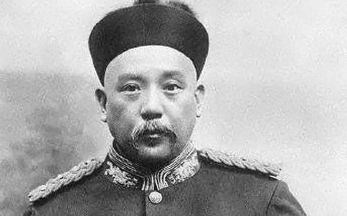 钱不够了怎么借,钱不够用寻求老板报销