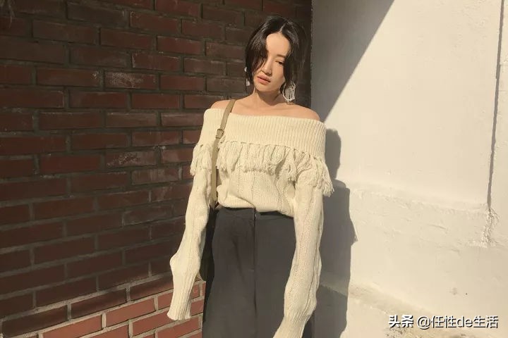 韩国女明星穿的衣服曝光,韩国女明星的衣服都是从哪里买的