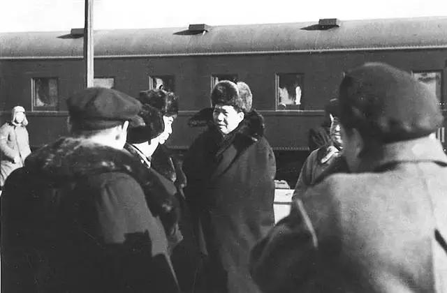 毛*东泽**第一次访苏实录(上)