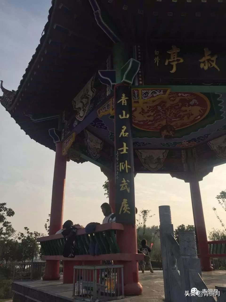 诸葛亮帮谁借了25万支箭,诸葛亮借荆州有借无还