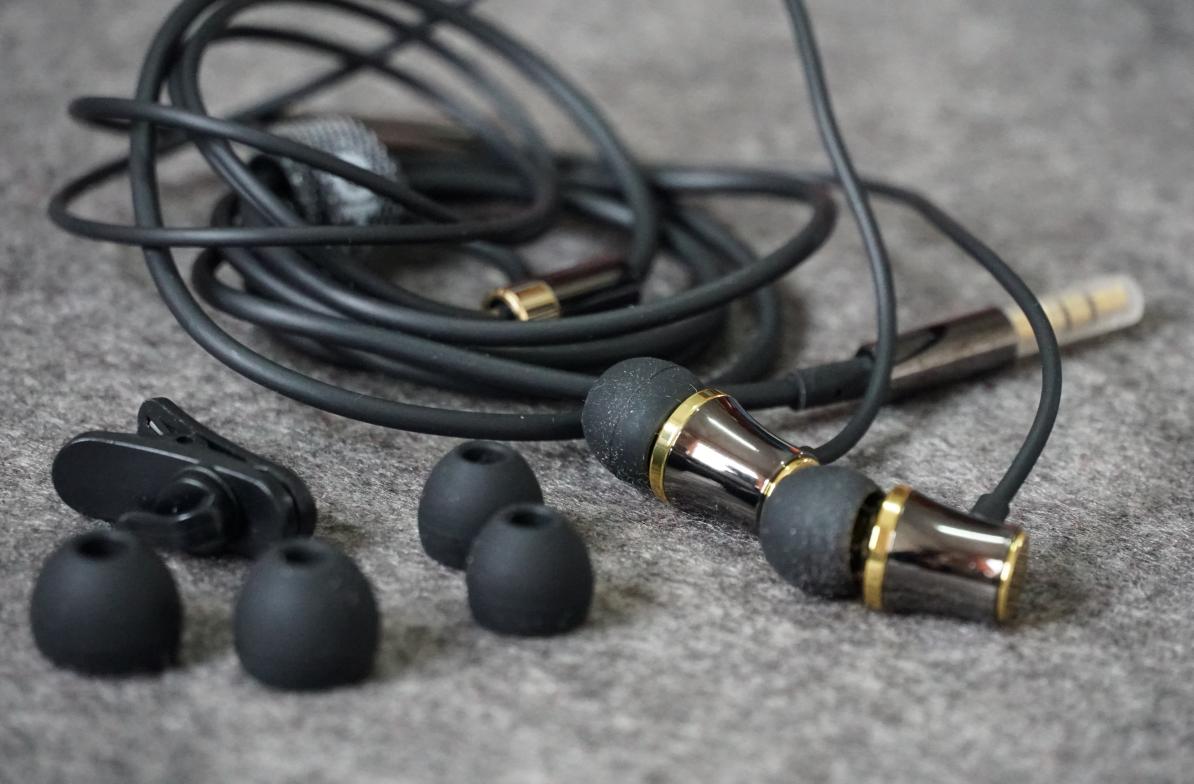 100元以内超小耳机推荐,100元以下国产无线耳机