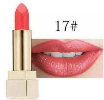 白皮肤适合的口红色号ysl,ysl口红1966素颜测评