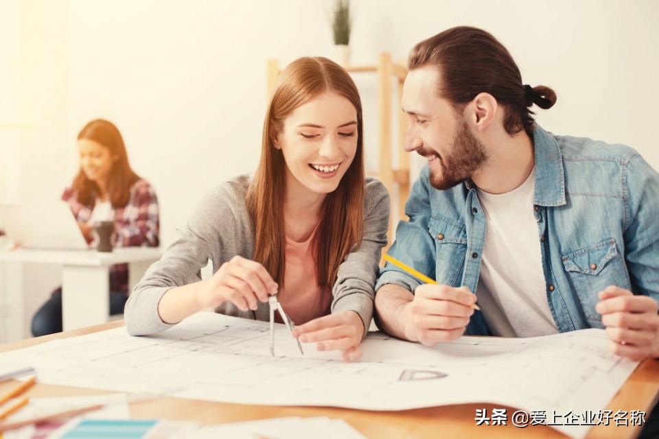 口袋没钱就要努力,口袋没钱没法翻身