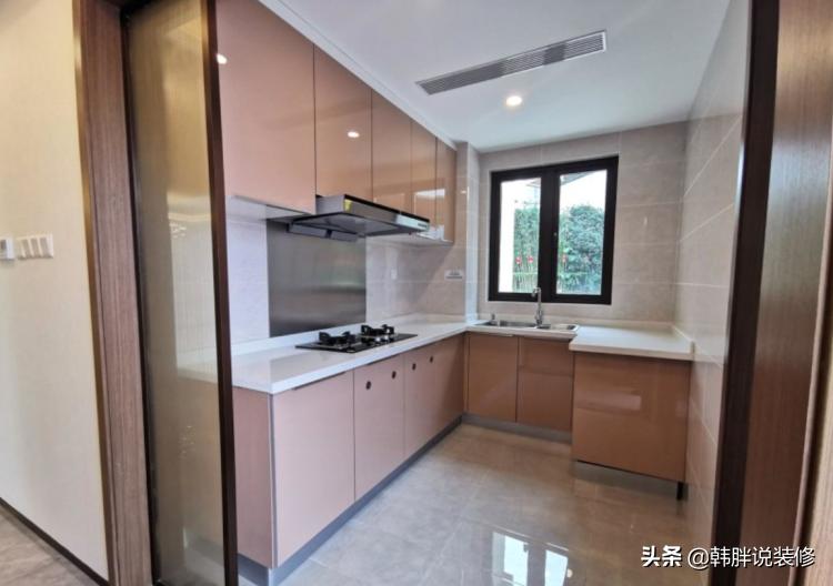 140平四室两厅两卫高端大气装修,140平四室现代轻奢风格