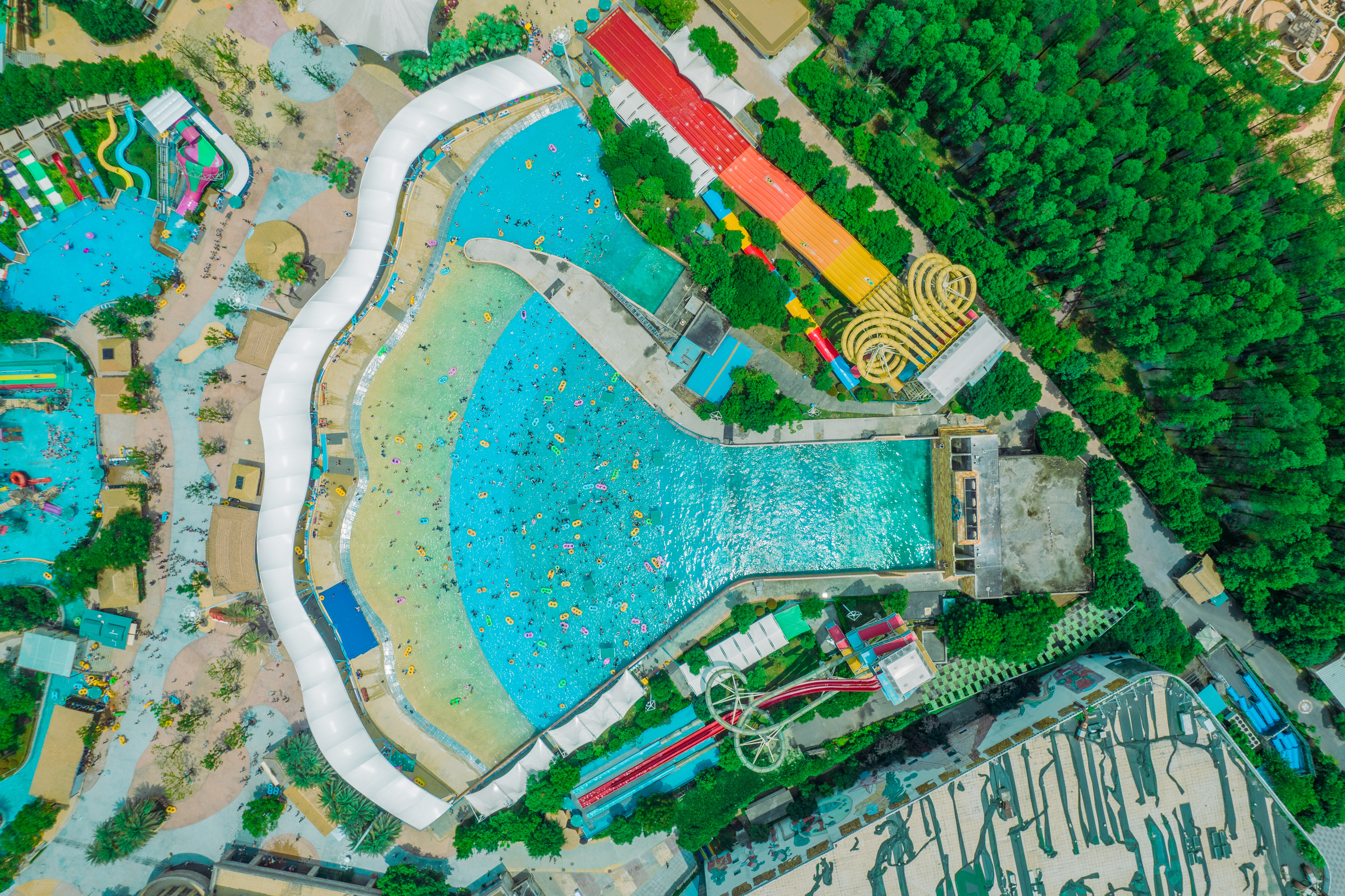 考完和朋友一起去了武汉,武汉欢乐谷全日游